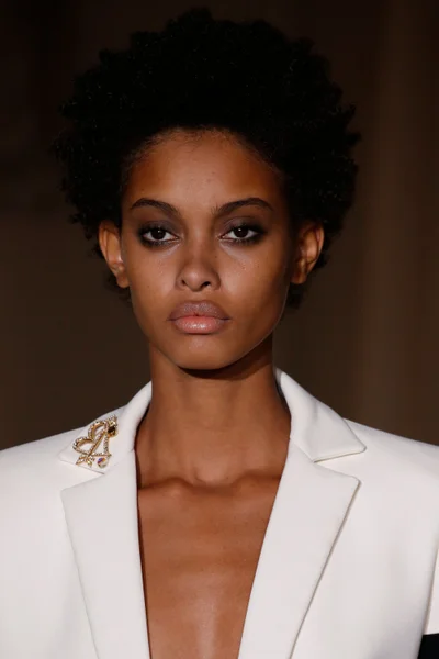 Look 25